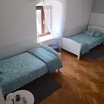 Diocletian Garden Centar Appartement *