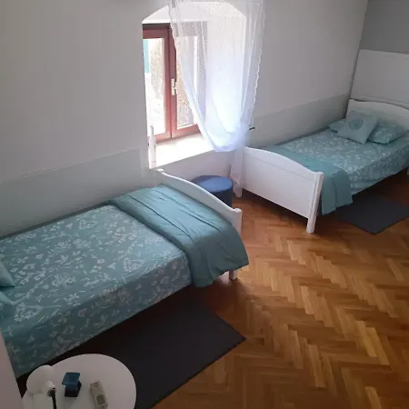 Diocletian Garden Centar Apartment *