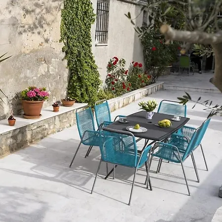 Апартаменты Diocletian Garden Centar *