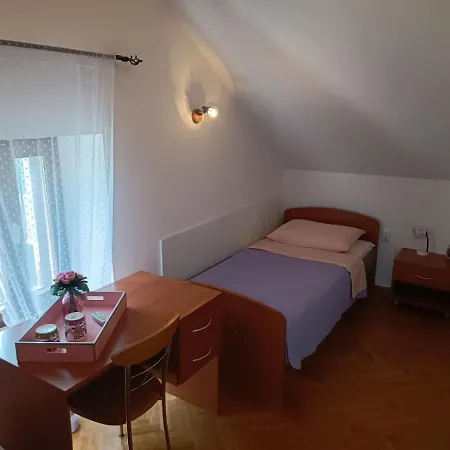 Апартаменты Diocletian Garden Centar *